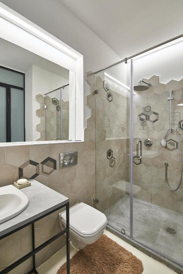 Orangehomes Unique Design 3 Bathrooms Flat Budapest Bagian luar foto