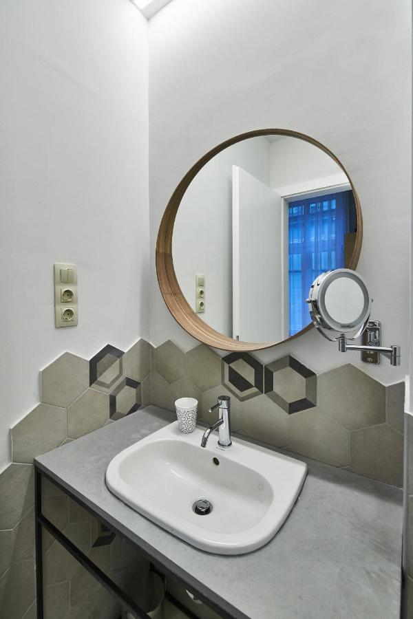 Orangehomes Unique Design 3 Bathrooms Flat Budapest Bagian luar foto