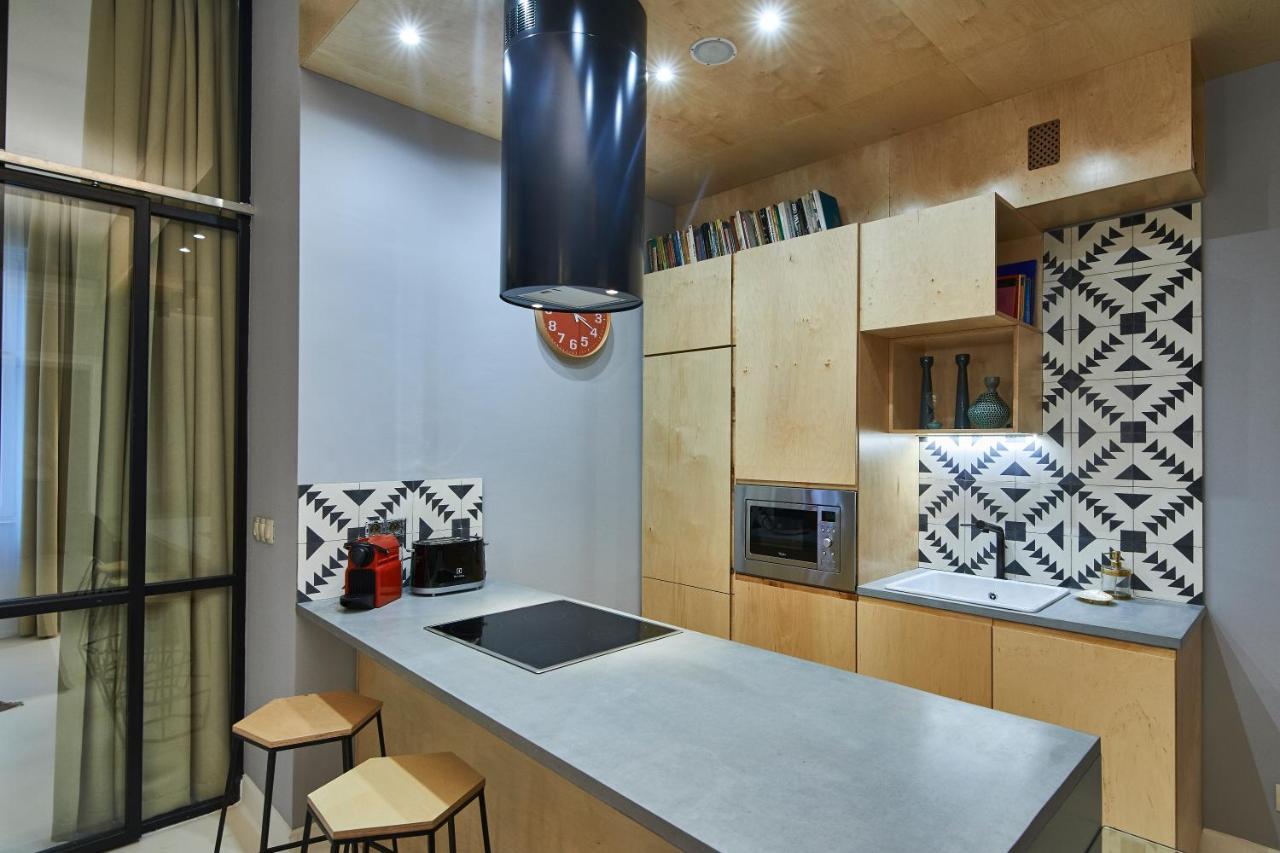 Orangehomes Unique Design 3 Bathrooms Flat Budapest Bagian luar foto