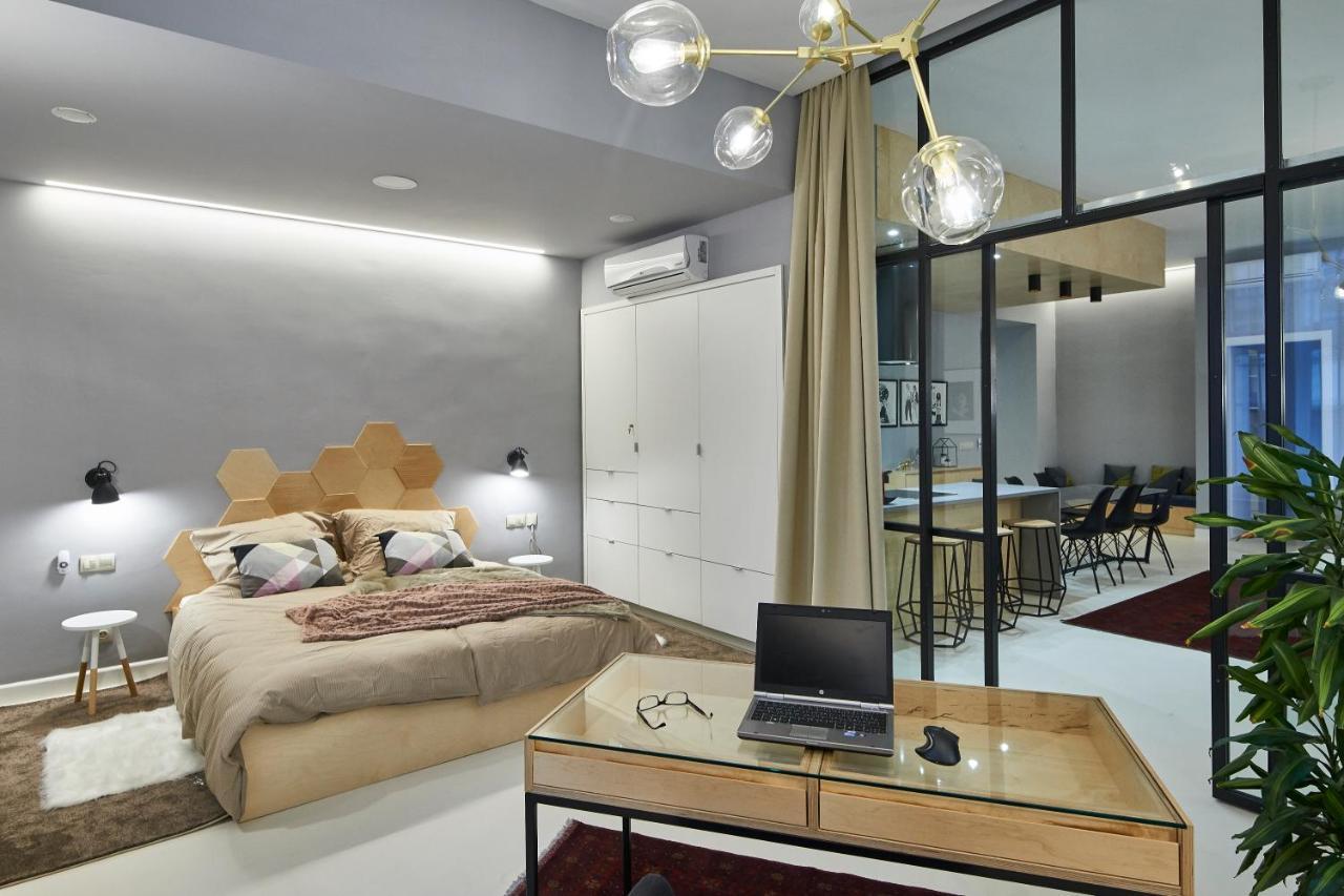 Orangehomes Unique Design 3 Bathrooms Flat Budapest Bagian luar foto