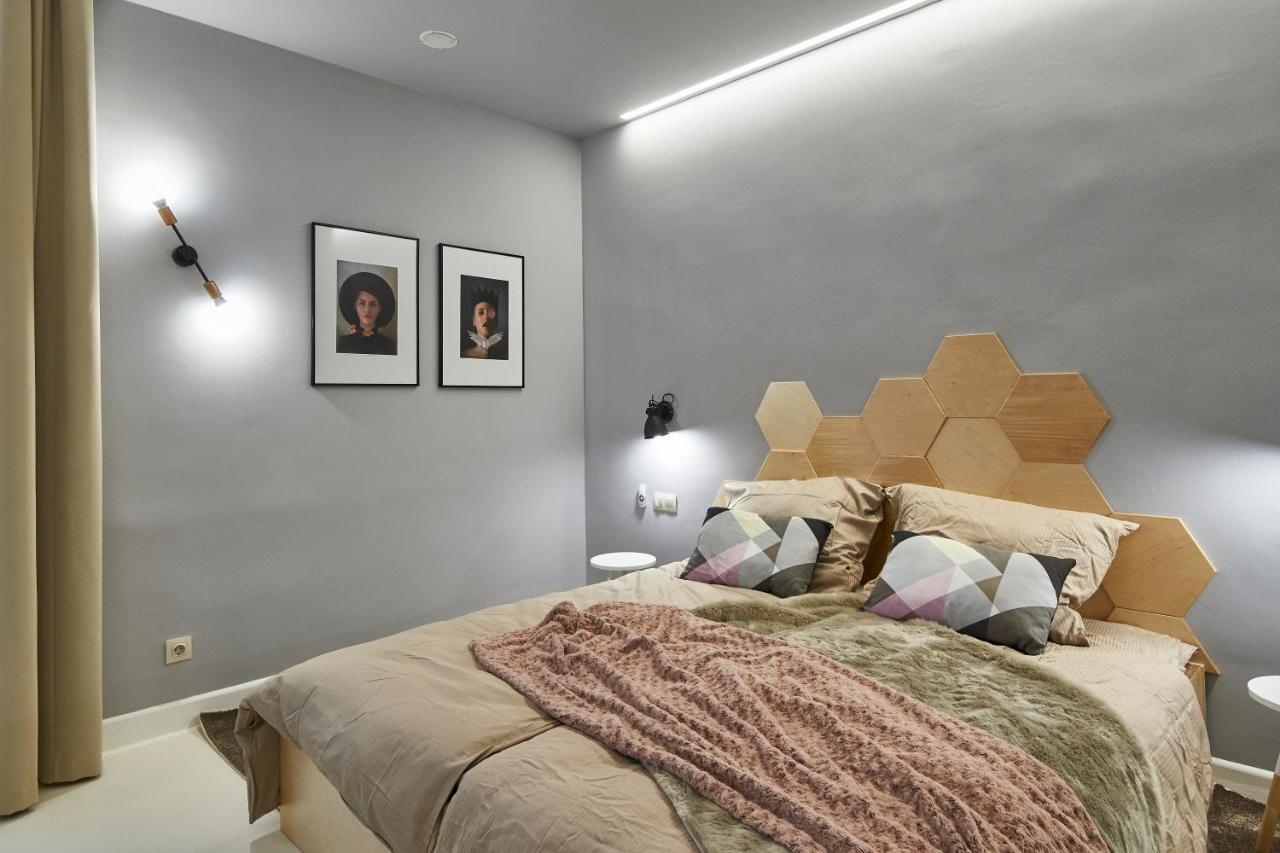 Orangehomes Unique Design 3 Bathrooms Flat Budapest Bagian luar foto